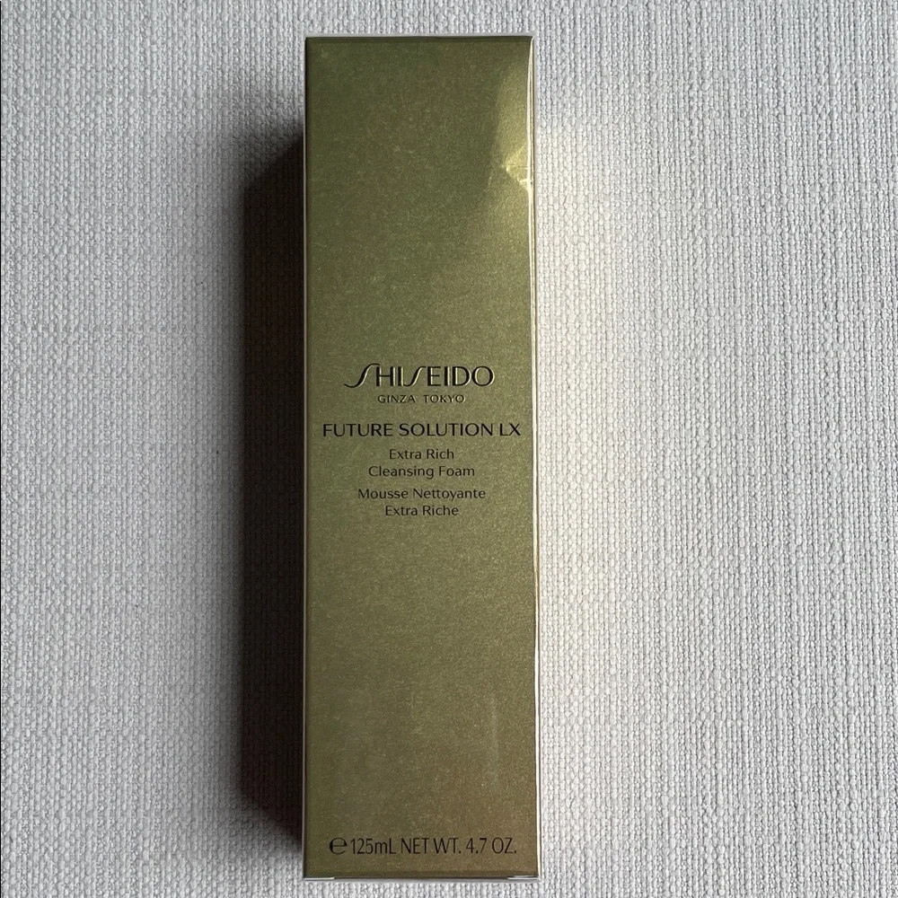 Shiseido Future Solution LX Extra Rich Cleansing Foam new in box sealed